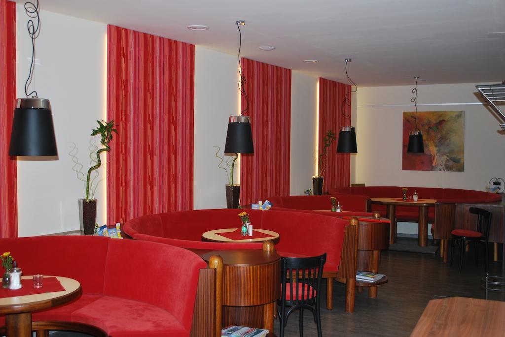 Hotel Restaurant Lauriacum Enns Extérieur photo